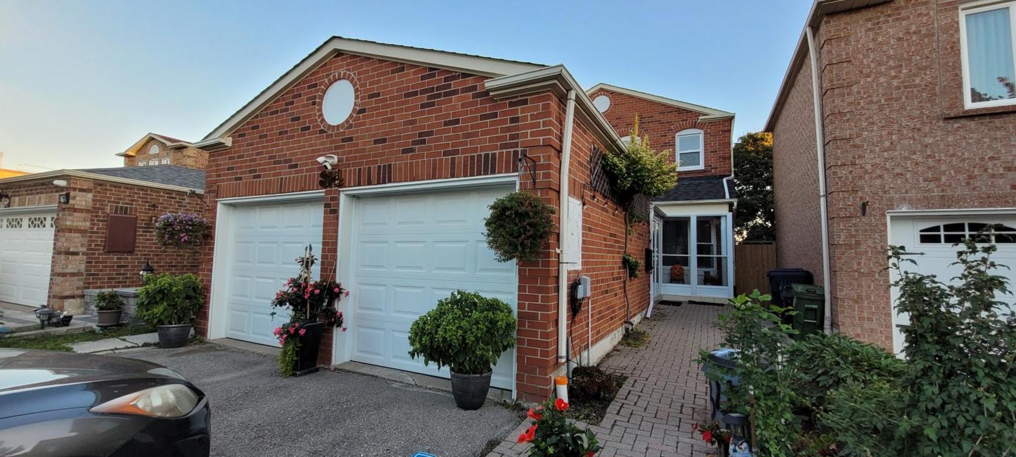 Spacious Comfy Room In Toronto Exterior photo